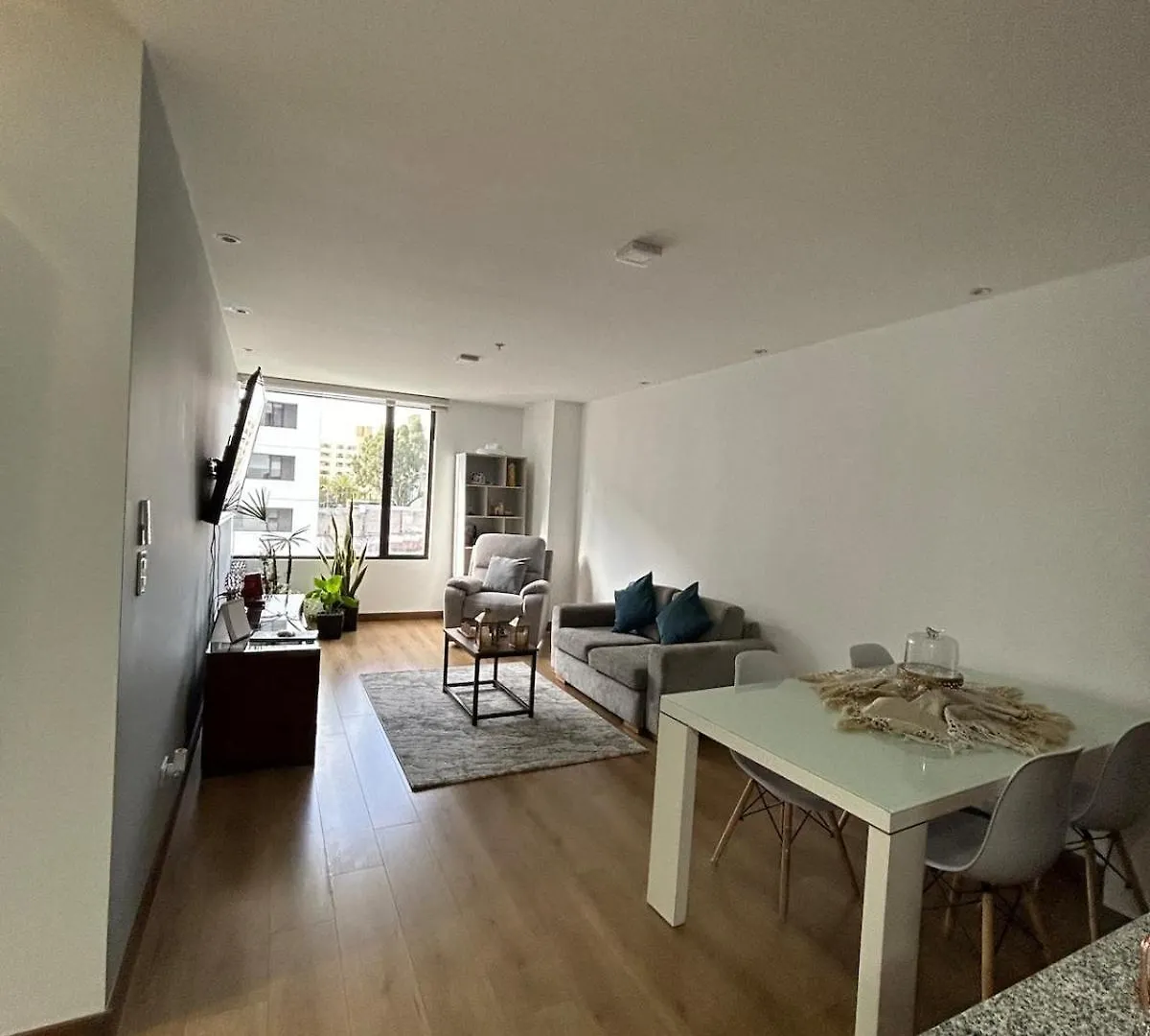 Beautiful And Comfortable Apartment In Quito 0*,