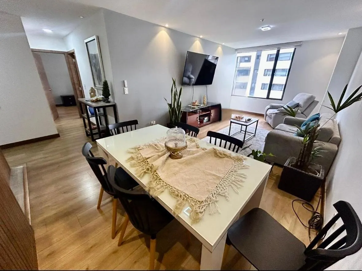 Beautiful And Comfortable Apartment In Quito
